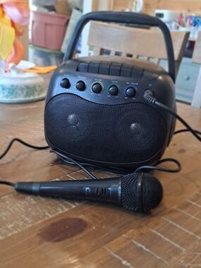 Vintage GPX Singalong Stereo Cassette Recorder Karoke Party Machine W/ Mic